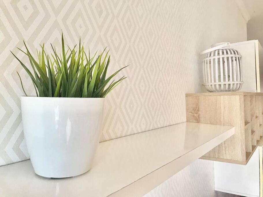 Gemini Apartment By Am ฟุงชาล ภายนอก รูปภาพ